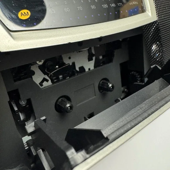 Centurion C839G AM FM Cassette Recorder Player Portable Radio Tested Works VTG - Picture 4 of 8